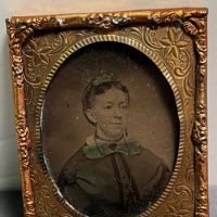 Union Case Tintype of Of Woman with Cross 2.jpg