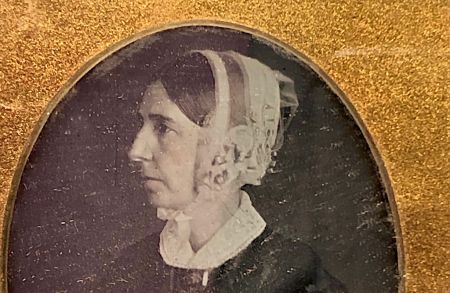 Daguerreotype of Woman in Profile 5.jpg