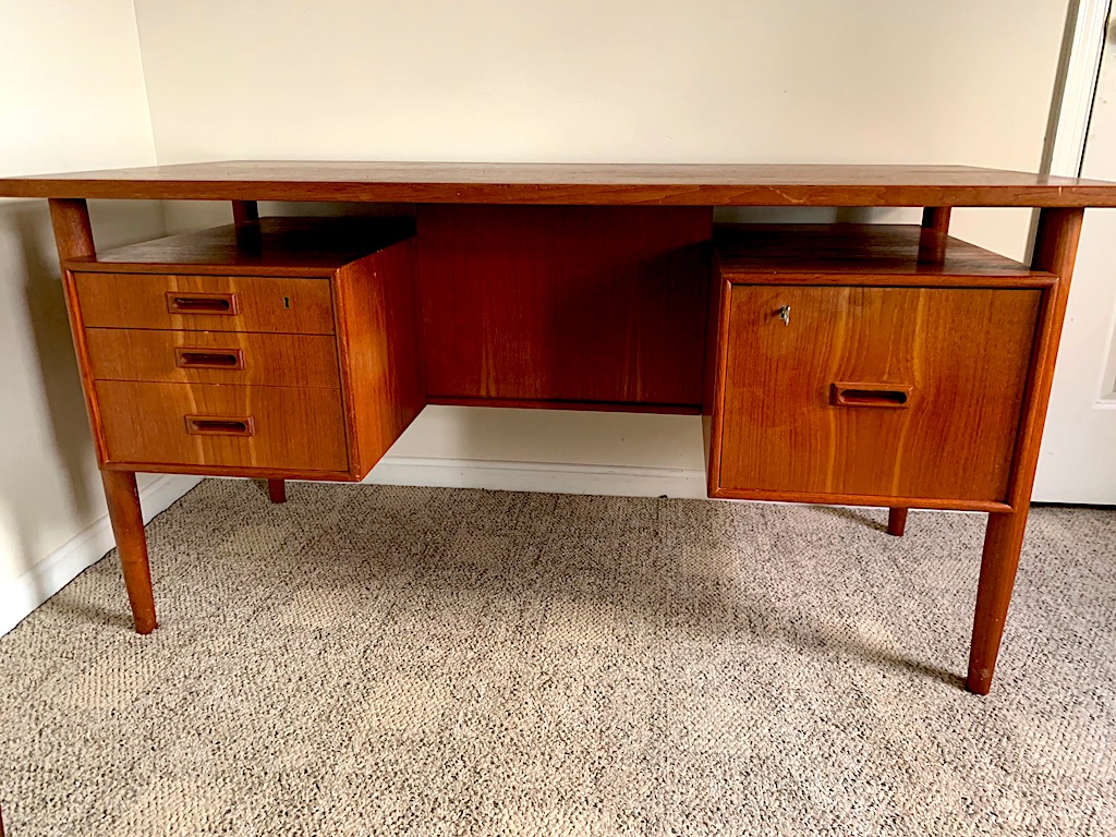 Floating desk deals mid century