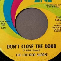 The Lollipop Shoppe You Must Be a Witch on Uni 55050 with Picture Sleeve Promo 9.jpg